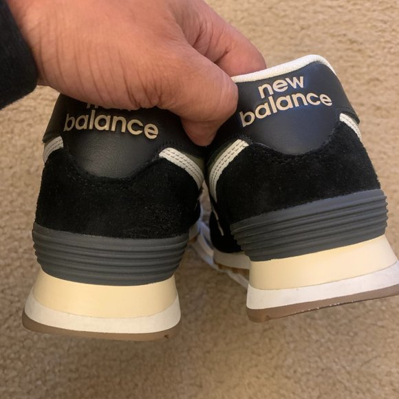 574 CORE NEW BALANCE (BLACK MEN'S SIZE 8 US) - Picture 5 of 6